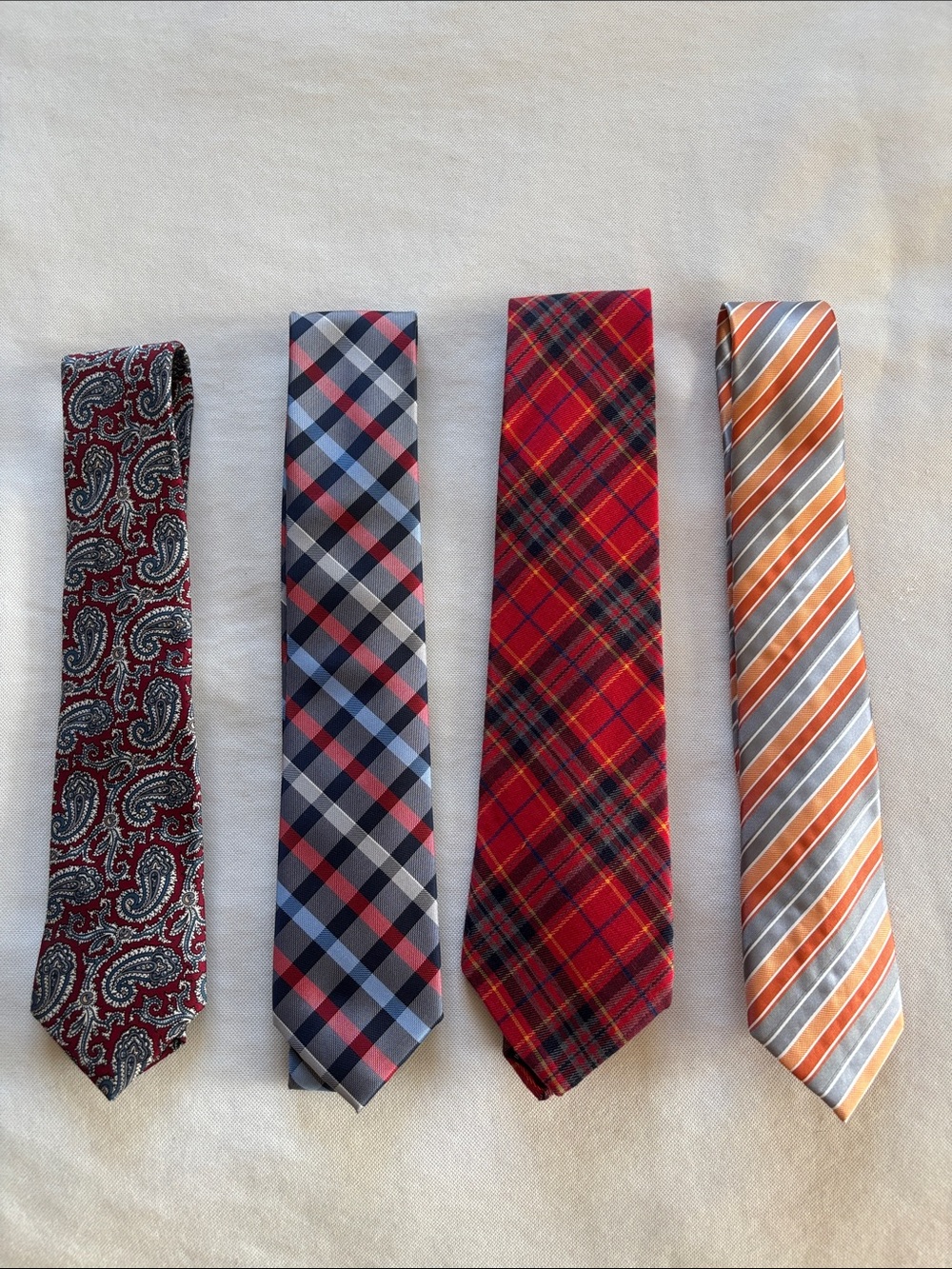 Men's Slim Fashionable Ties - Classic Fashion Accessory